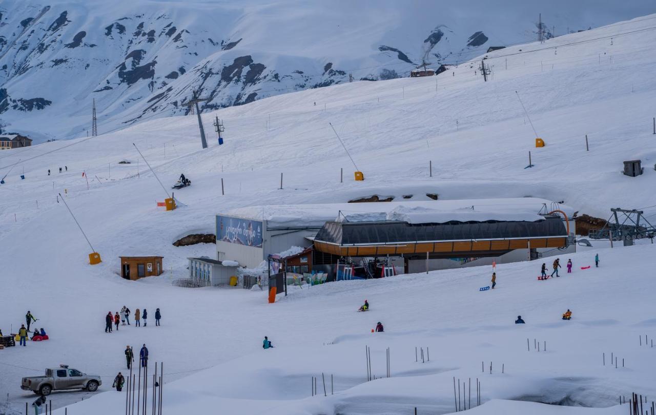 Snow Gudauri Apartment Екстериор снимка